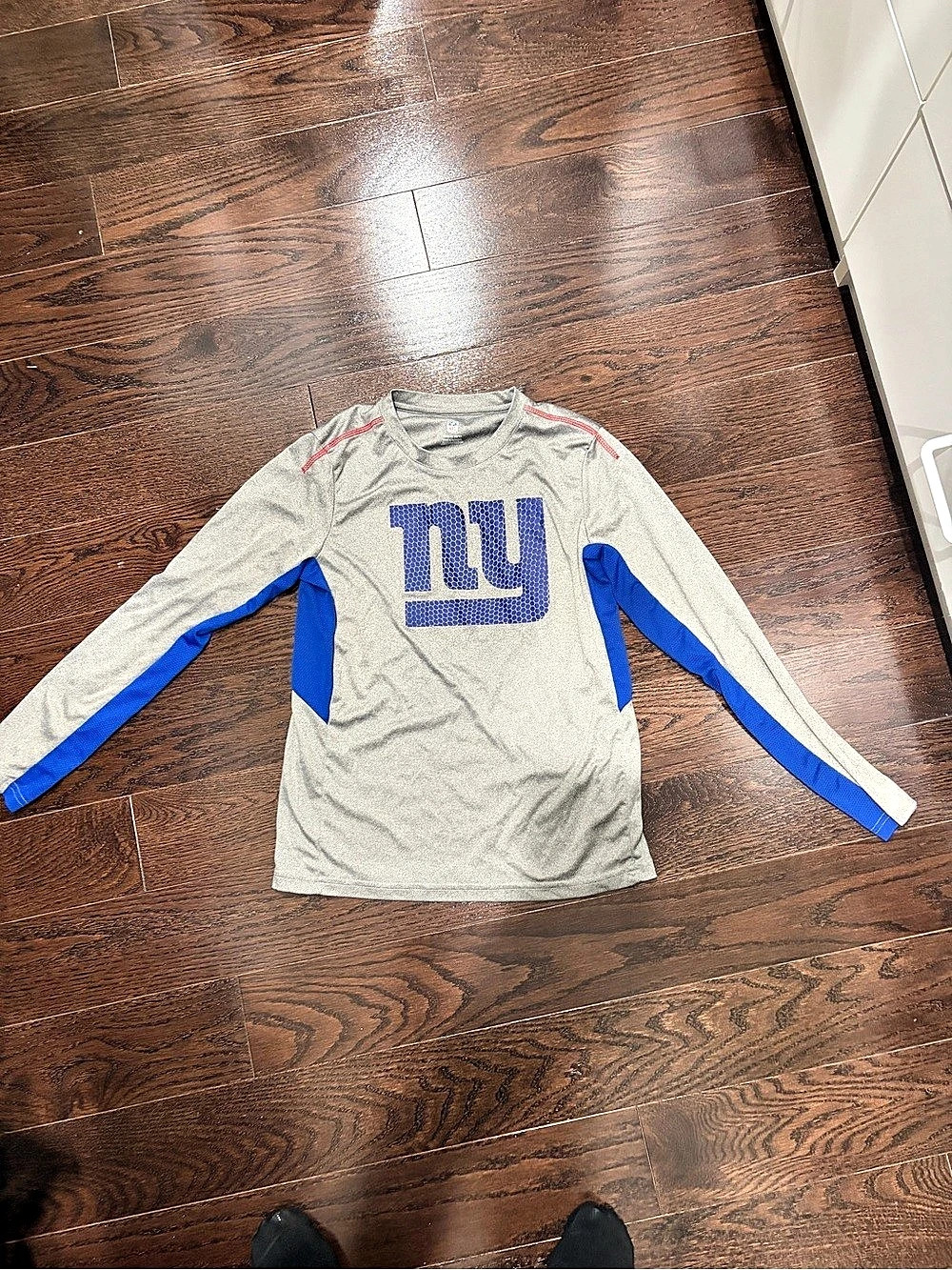 NFL New York Giants Long Sleeve Tee Gray Blue Boys Medium